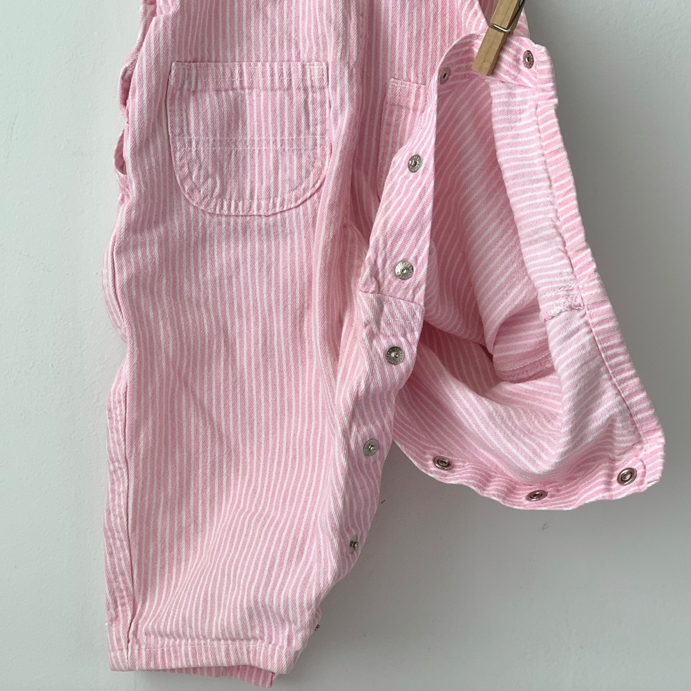 SOLD 80s pink pinstriped Oshkosh baby overalls - Picture 7 of 9